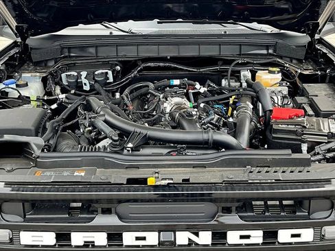 New 2026 Ford Bronco Outer Banks AWD/4WD image 11