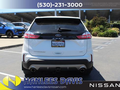 Used 2022 Ford Edge Titanium w/ Equipment Group 301A AWD/4WD image 8