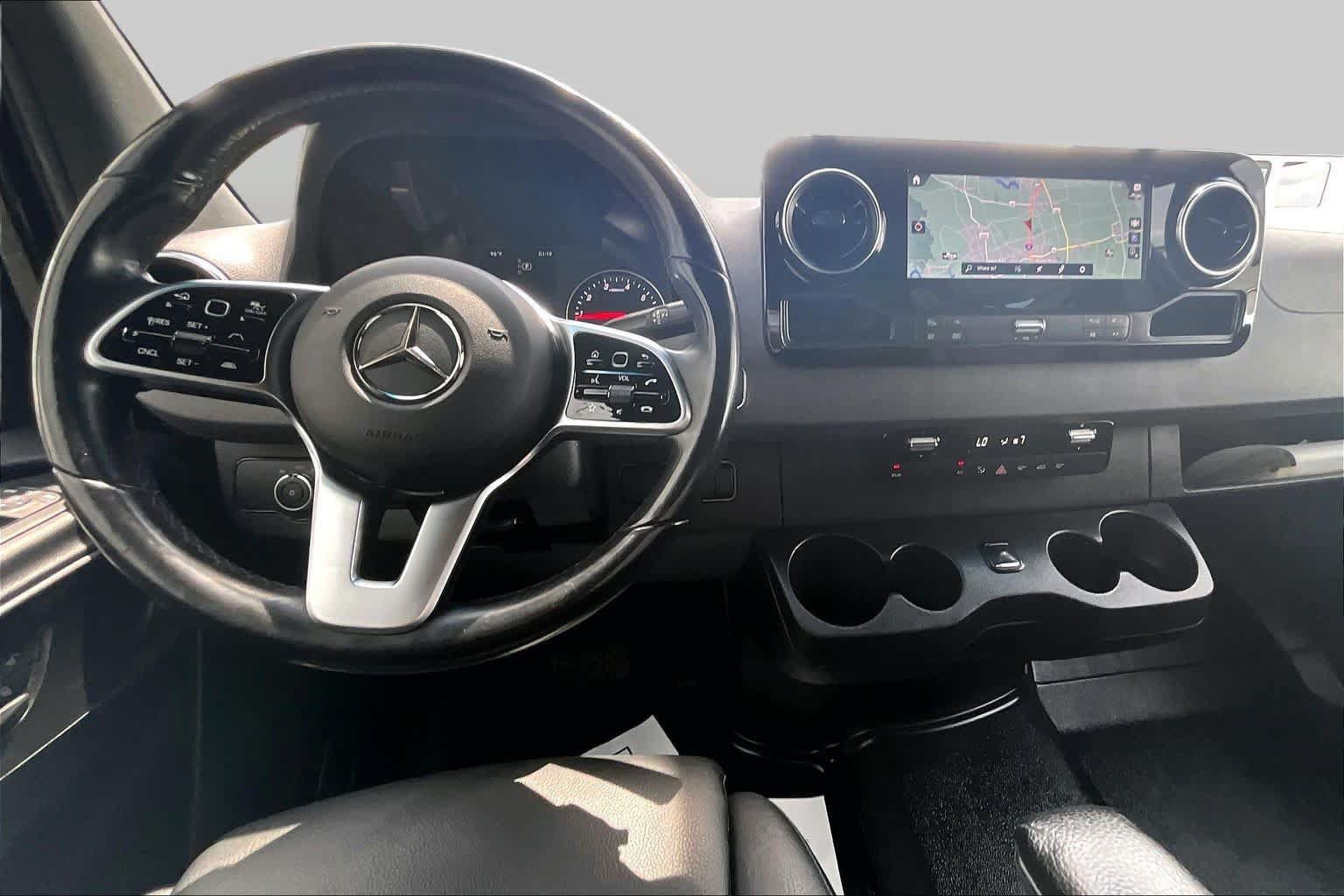 Used 2023 Mercedes-Benz Sprinter 1500 image 6