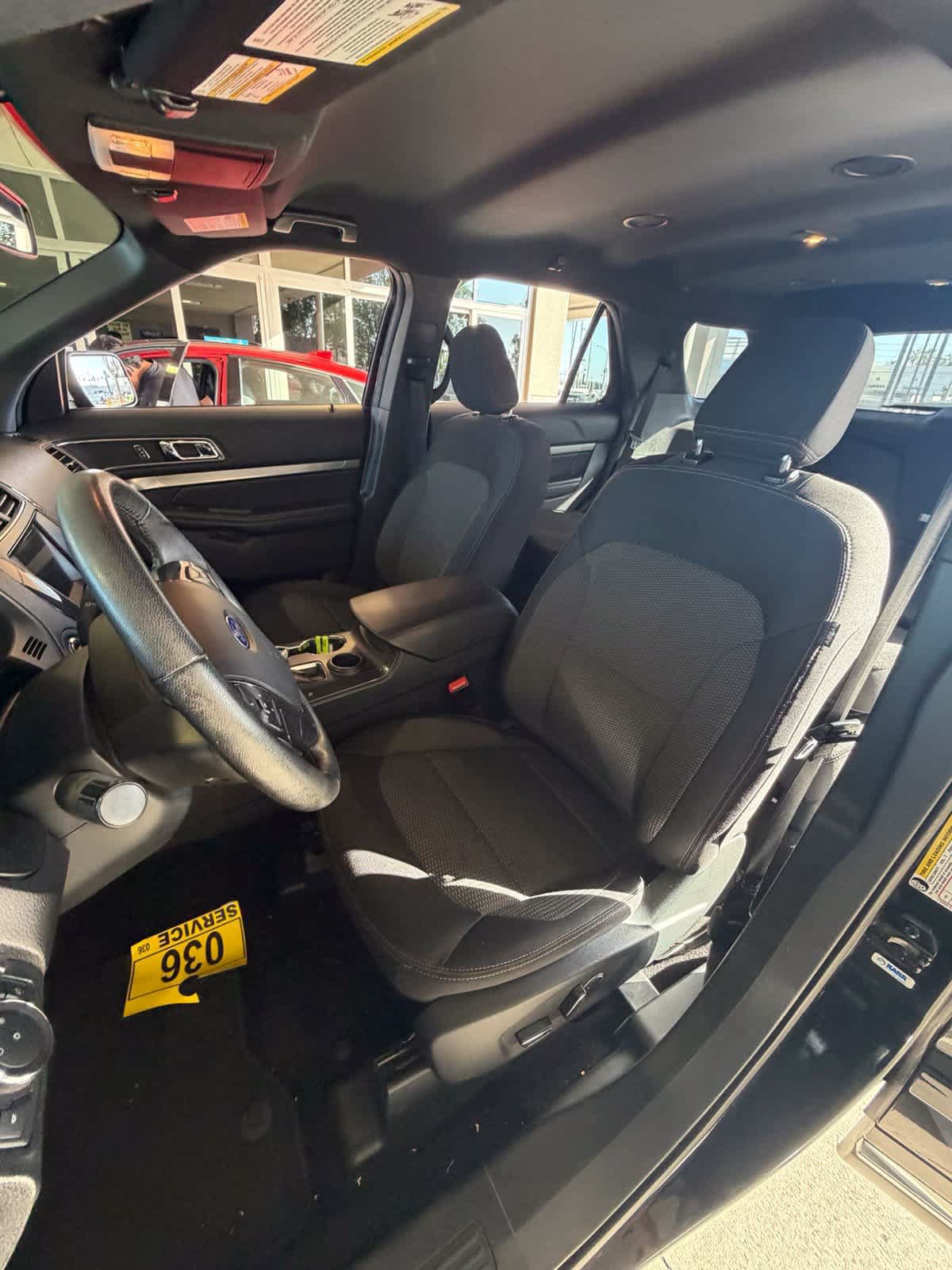 Used 2018 Ford Explorer XLT w/ Equipment Group 201A FWD image 21