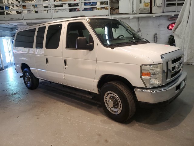 Used 2008 Ford E-350 and Econoline 350 XLT RWD image 7