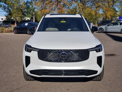 New 2026 Volvo XC90 B6 Ultra w/ Protection Package Premier image 2