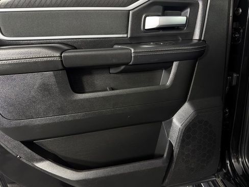 Certified 2026 RAM 2500 Big Horn AWD/4WD image 27