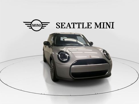 New 2026 MINI Cooper 2-Door Hardtop FWD image 3