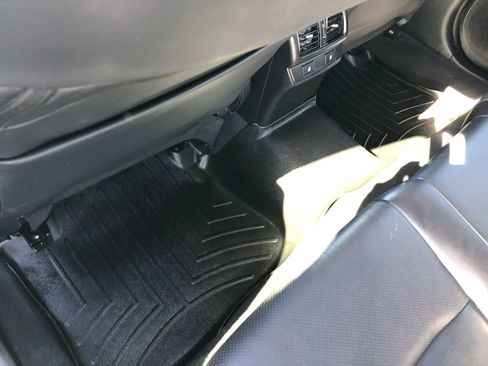Used 2017 Subaru Outback 2.5i Limited AWD/4WD image 39