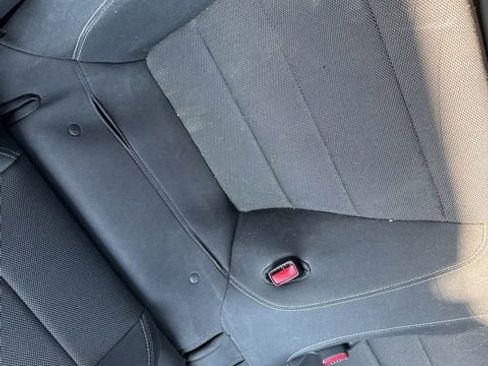 Used 2017 Ford Mustang Coupe image 23