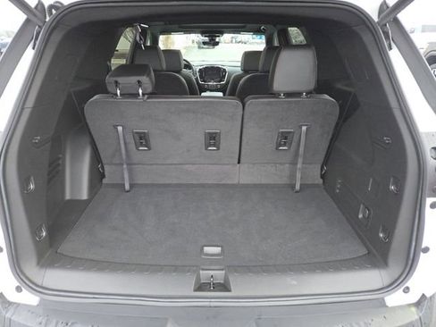Certified 2023 Chevrolet Traverse RS image 29