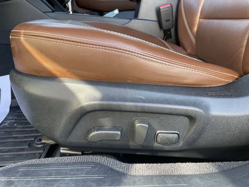 Used 2019 Subaru Outback 2.5i Touring w/ Popular Package #3A image 21