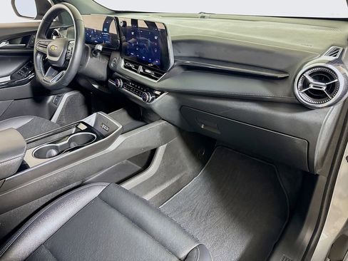 Certified 2025 Chevrolet Equinox LT w/ Convenience Package II image 27