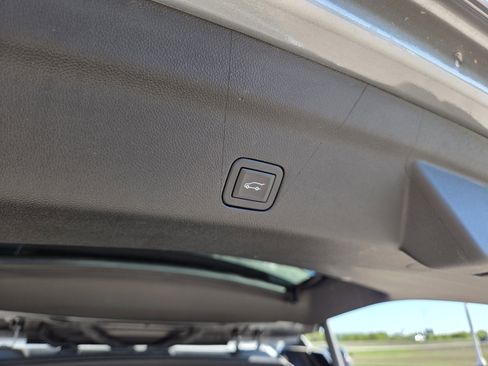 Used 2025 Chevrolet Tahoe Z71 image 29