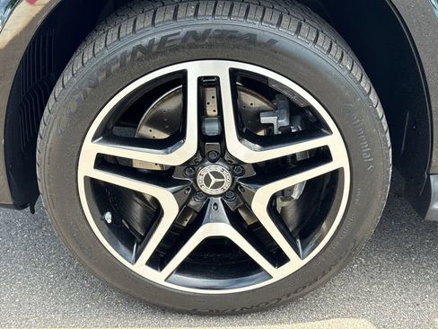 Used 2019 Mercedes-Benz GLS 550 4MATIC image 11