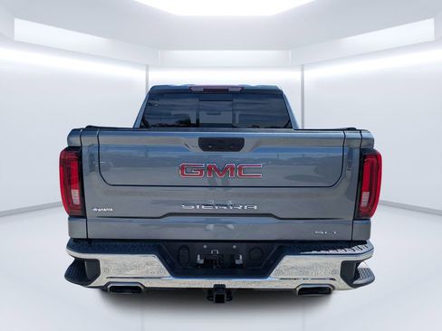 Used 2022 GMC Sierra 1500 SLT w/ SLT Premium Plus Package image 4