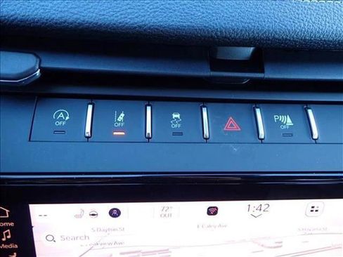 New 2026 Jeep Grand Cherokee Limited w/ Luxury Tech Group II AWD/4WD image 23
