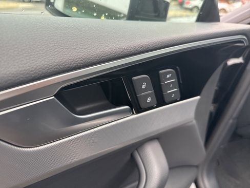 Used 2025 Audi A5 2.0T Premium Plus image 9