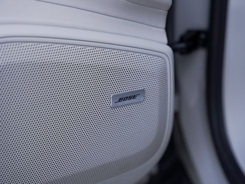 Used 2020 Porsche Panamera 4 Executive w/ Premium Package Plus image 13