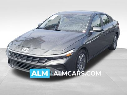 Used 2024 Hyundai Elantra SEL