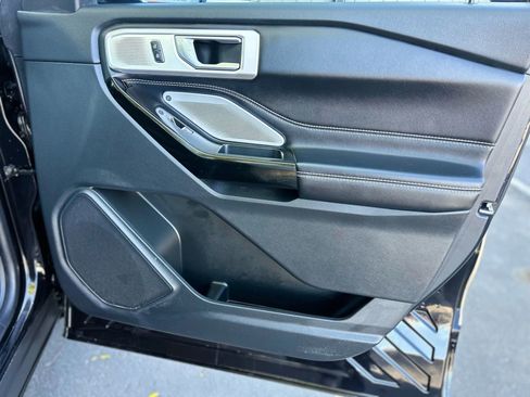 Used 2022 Ford Explorer ST w/ Equipment Group 401A AWD/4WD image 17
