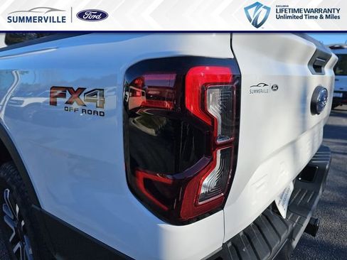 New 2025 Ford Ranger Lariat w/ FX4 Off-Road Package image 33