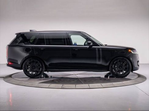 New 2026 Land Rover Range Rover Long Wheelbase SE AWD/4WD image 6
