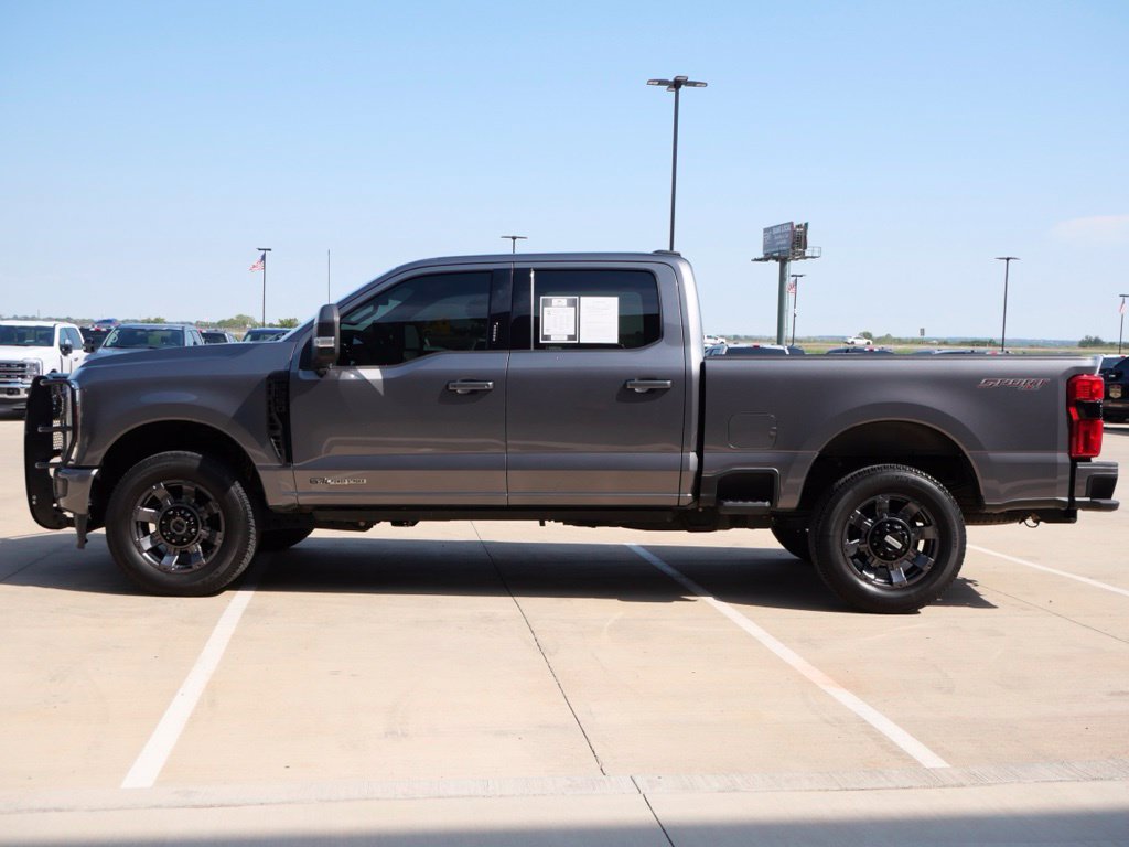 Certified 2023 Ford F250 Lariat w/ Lariat Ultimate Package AWD/4WD image 3