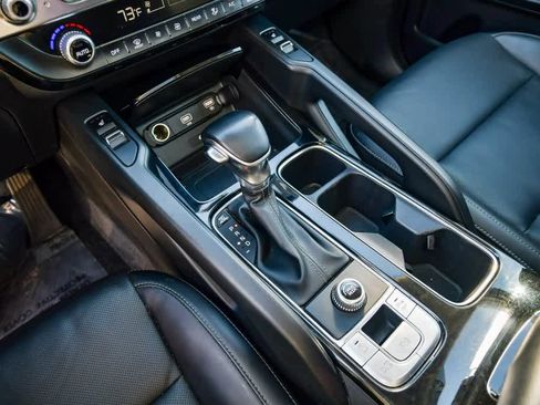 Used 2022 Kia Telluride S image 22