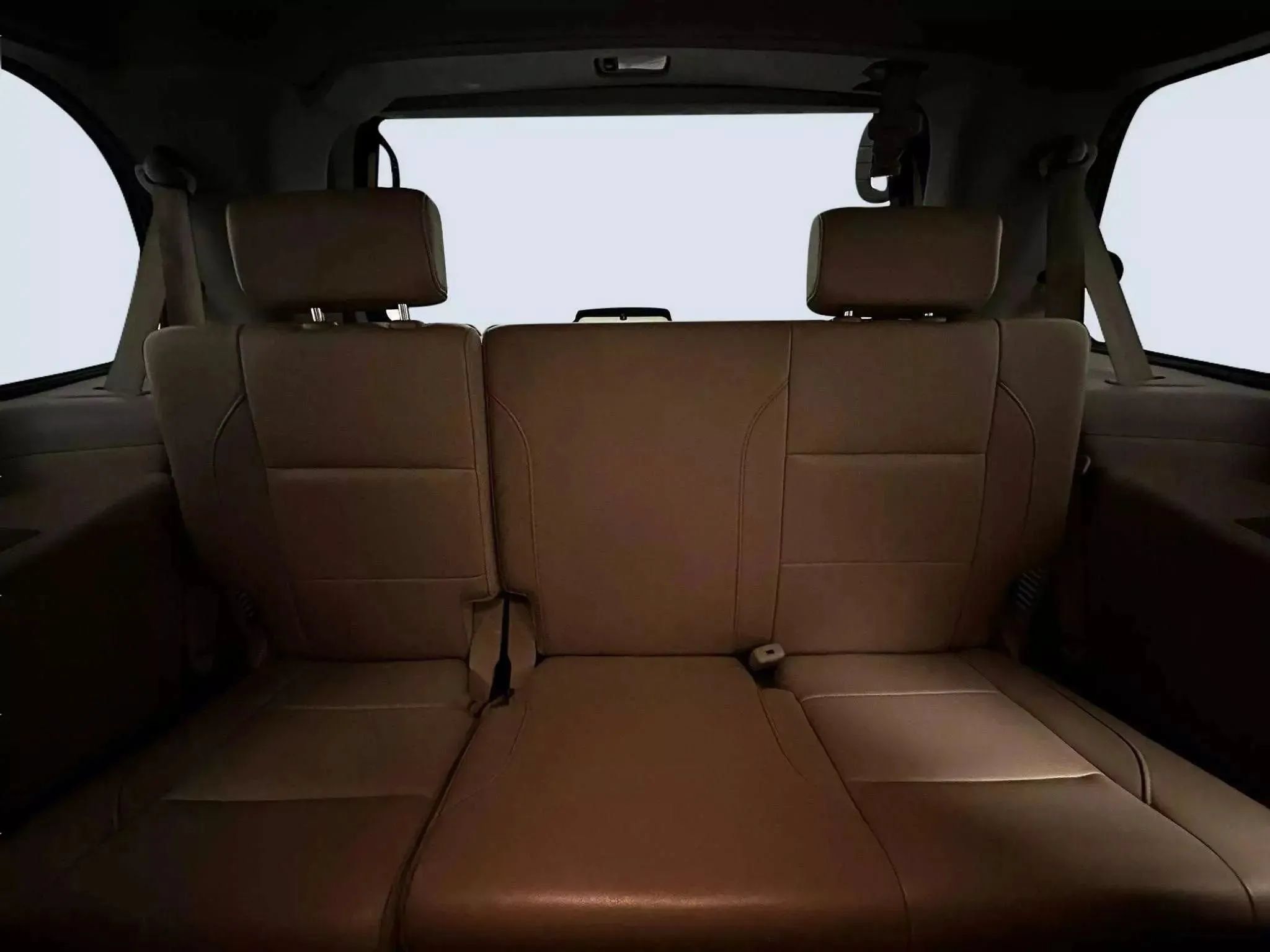 Used 2014 Nissan Armada Platinum w/ 2nd Row Captain Seat Package AWD/4WD image 1