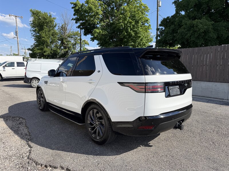 Used 2023 Land Rover Discovery S R-Dynamic AWD/4WD image 8