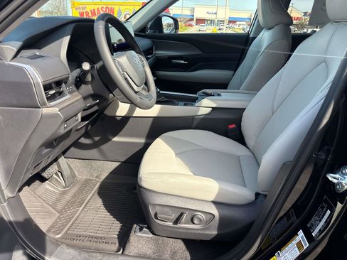 New 2026 Toyota Grand Highlander XLE AWD/4WD image 6