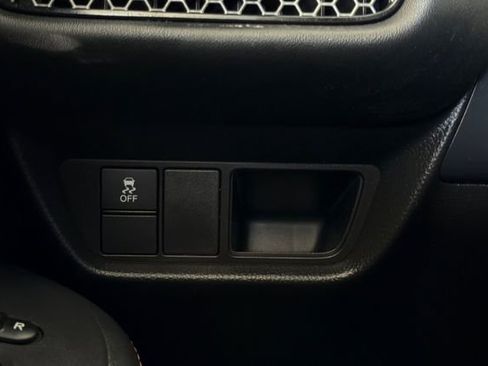 Certified 2023 Honda HR-V Sport image 32