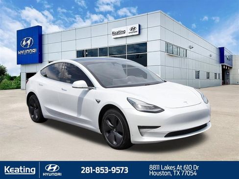 Used 2020 Tesla Model 3 Standard Range RWD image 3