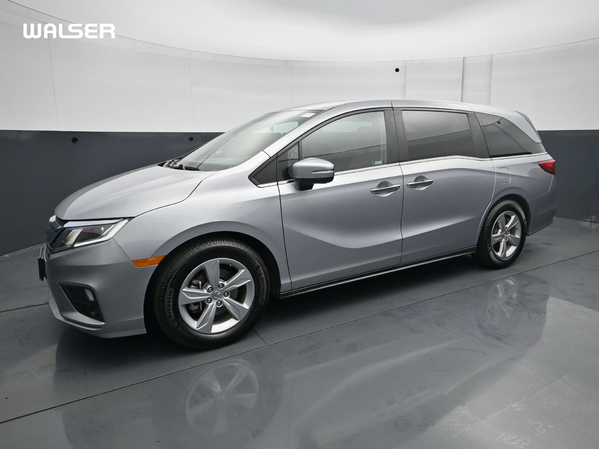 Used 2020 Honda Odyssey EX image 1