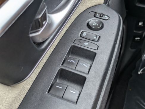 Used 2019 Honda CR-V EX image 18