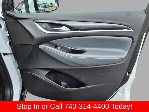 Used 2023 Buick Enclave Essence w/ Experience Buick Package AWD/4WD image 11