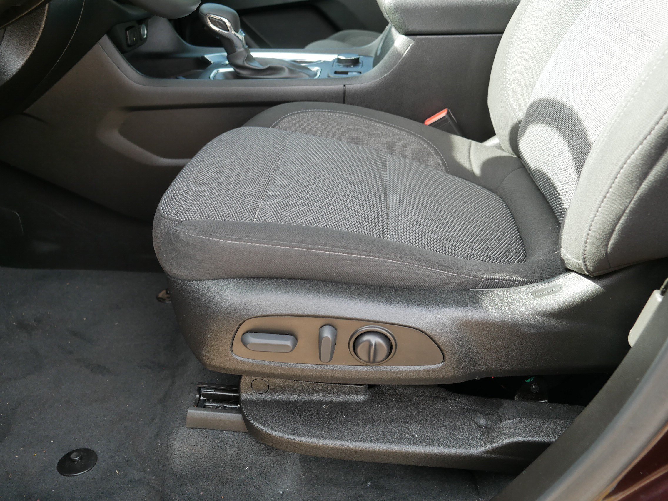 Used 2023 Chevrolet Traverse LT FWD image 20
