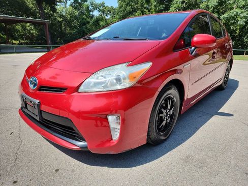 Used 2013 Toyota Prius Four FWD image 3
