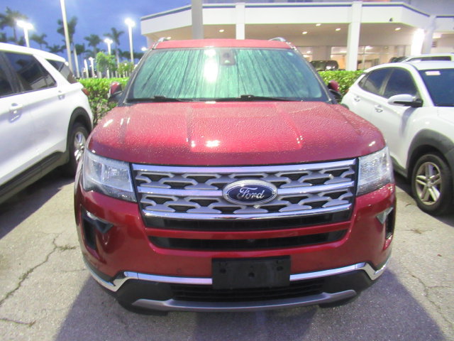 Used 2018 Ford Explorer Limited w/ Equipment Group 301A FWD image 2