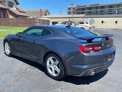Used 2023 Chevrolet Camaro LT RWD image 5