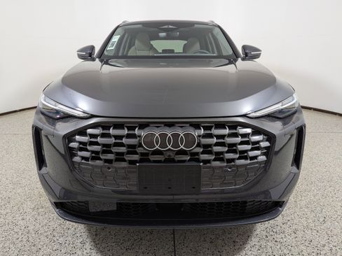 New 2025 Audi Q5 Premium Plus image 2