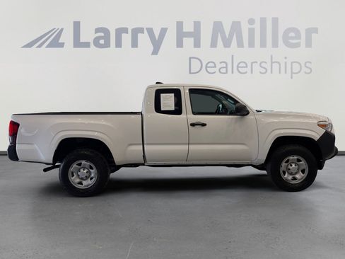 Used 2021 Toyota Tacoma SR RWD image 6