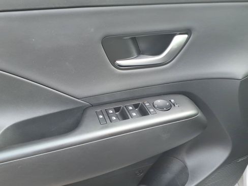 Certified 2024 Hyundai Kona Limited FWD image 24
