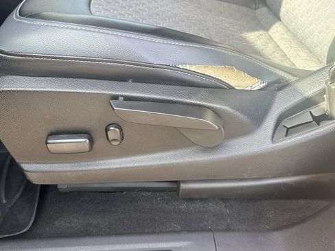 Used 2016 Chevrolet Colorado Z71 image 16