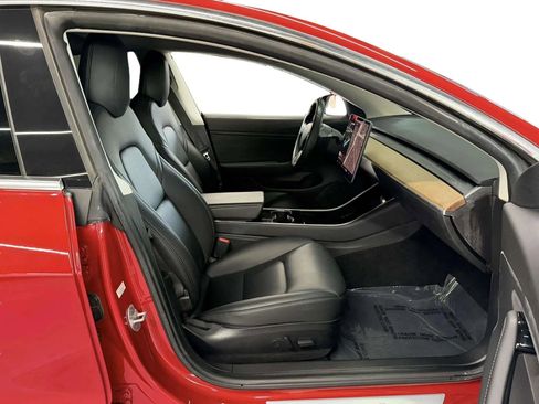 Used 2019 Tesla Model 3 Standard Range Plus image 15