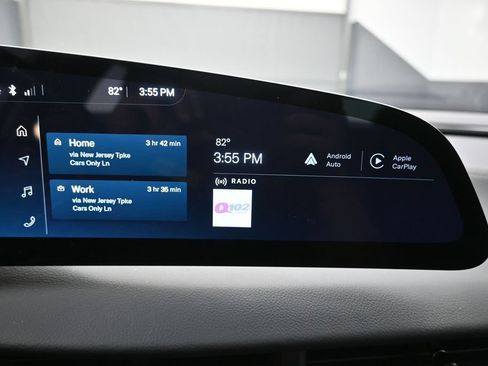 Used 2023 Lucid Air Touring AWD/4WD image 21