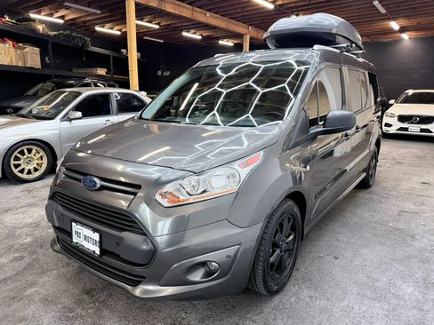 Used 2017 Ford Transit Connect XLT FWD image 4