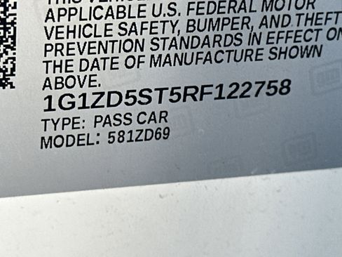 Used 2024 Chevrolet Malibu LT image 28