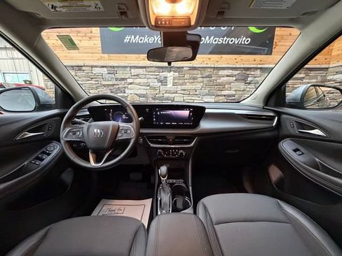 Used 2024 Buick Encore GX Preferred w/ Comfort Package AWD/4WD image 19