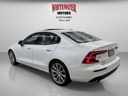 Used 2020 Volvo S60 T6 Momentum w/ Protection Package Premier AWD/4WD image 2