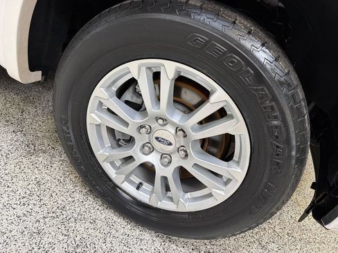 Used 2015 Ford F150 Lariat w/ Equipment Group 501A Mid RWD image 47