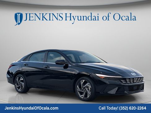 New 2026 Hyundai Elantra Limited FWD image 1