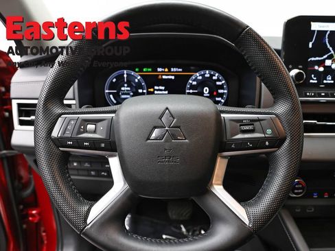 Used 2023 Mitsubishi Outlander SEL AWD/4WD image 10